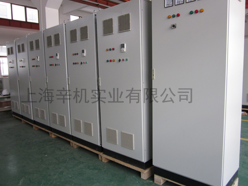 辛機(jī)機(jī)柜
